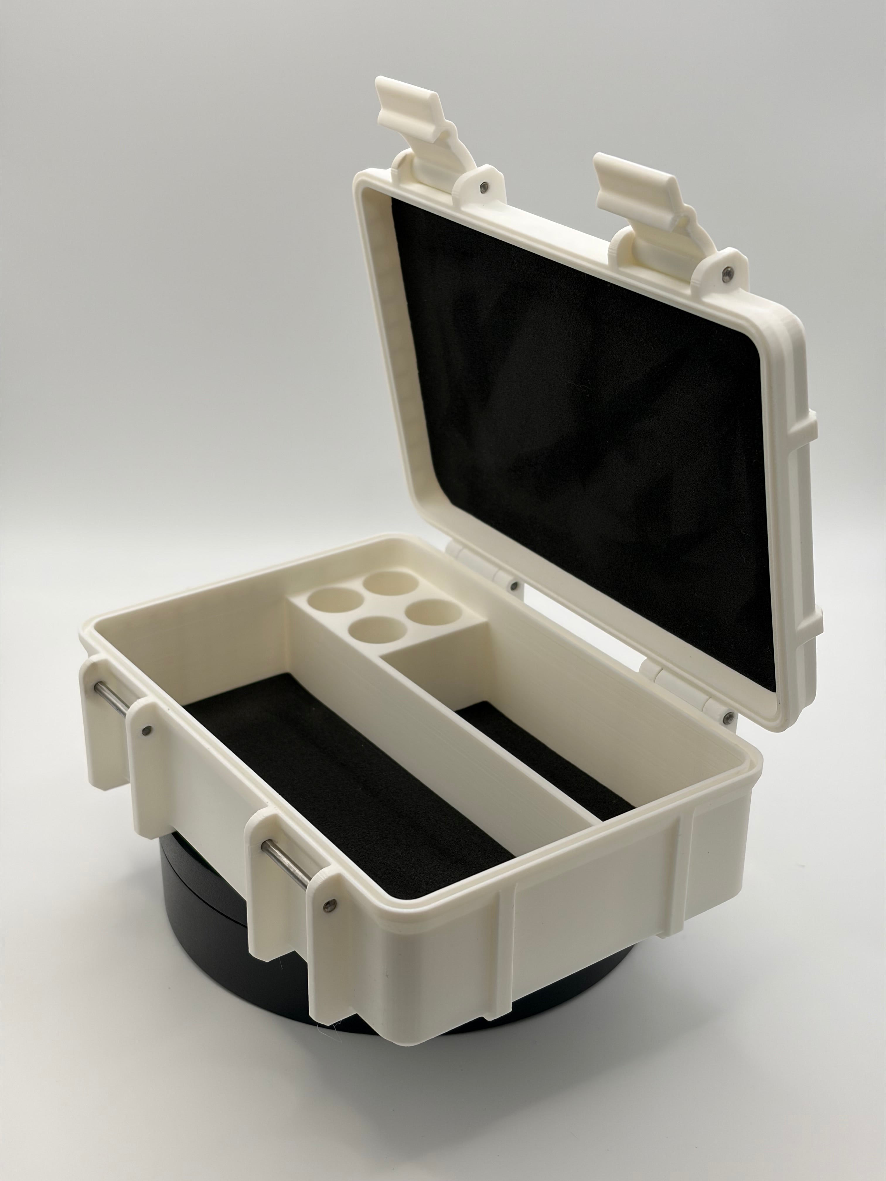 Robbin Fit Vial Storage Box 4 aus robustem Kunststoff, ideal für sichere Aufbewahrung von Vials und kleinen Fläschchen.